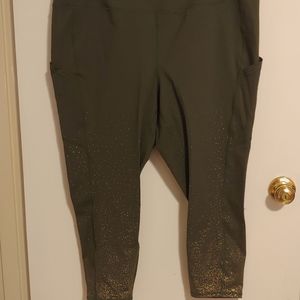 Torrid athletic crop leggings